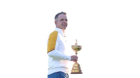 https://betting.betfair.com/golf/Luke%20Donald%20with%20Ryder%20Cup%20trophy%201280.jpg